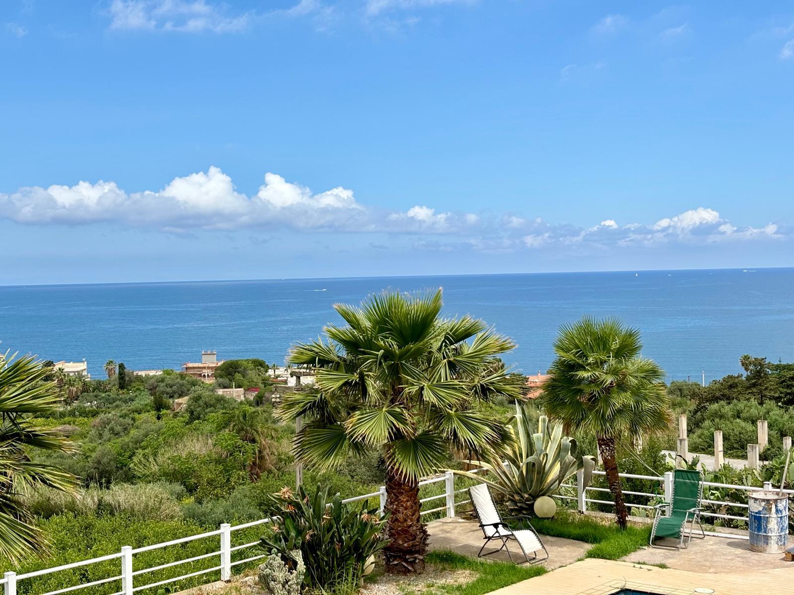 villa mongerbino aspra