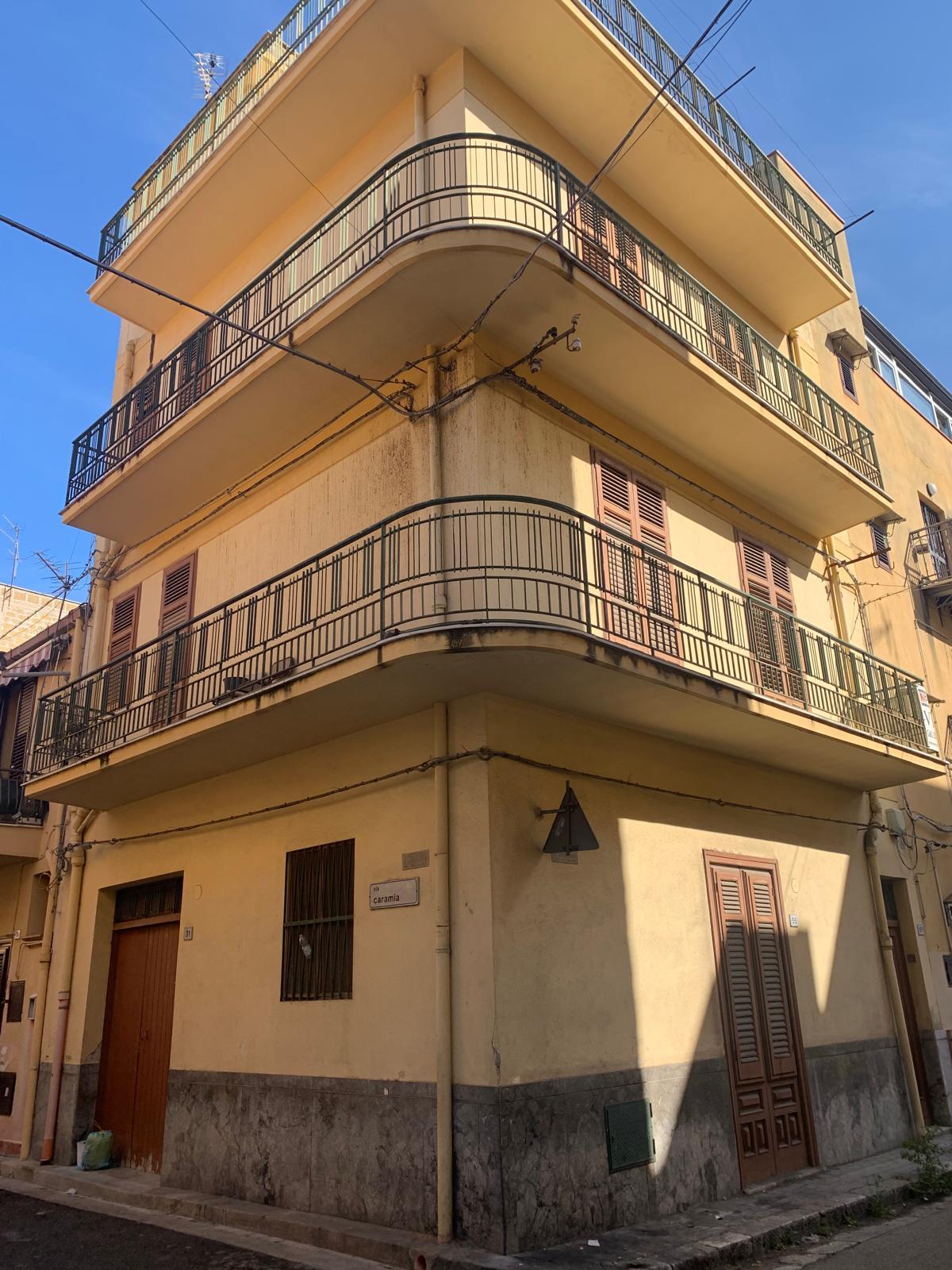 palazzina via angiò