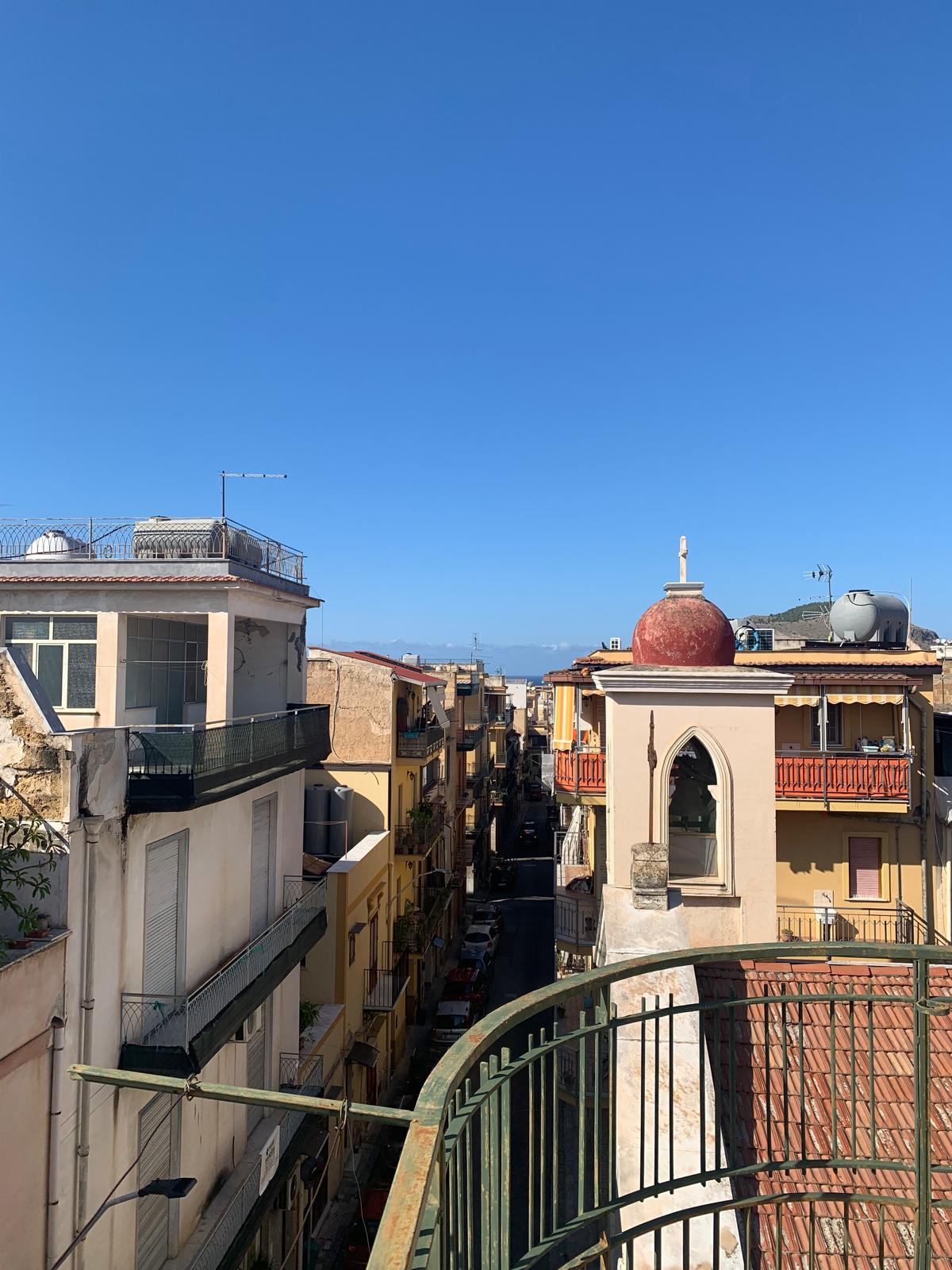 palazzina via angiò